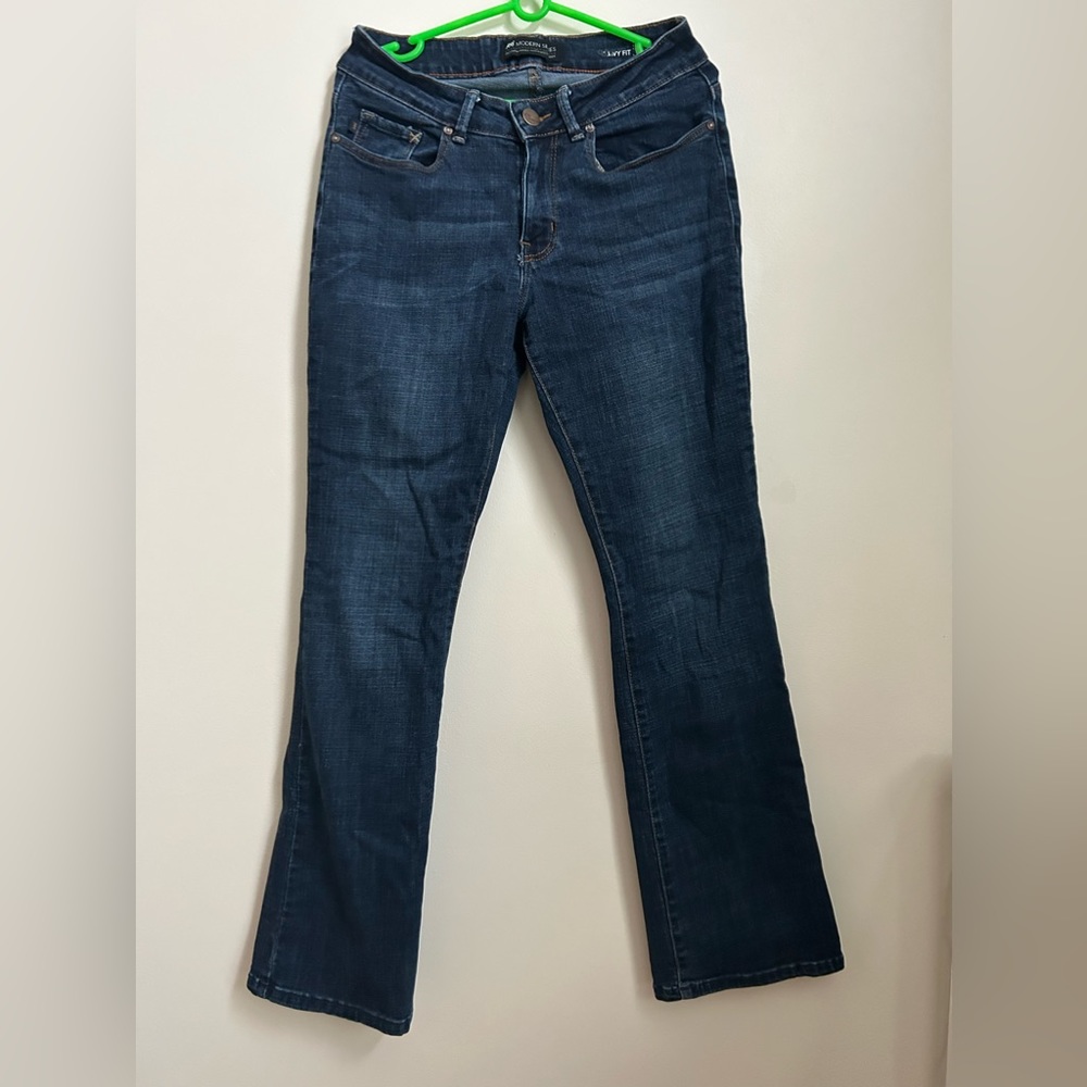 Dark Curvy Bootcut Jeans